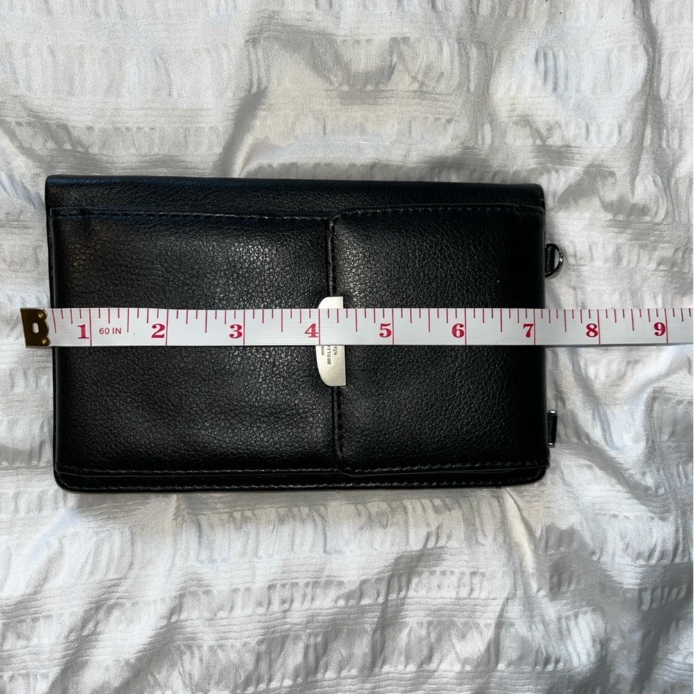N/A prettysys wristlet